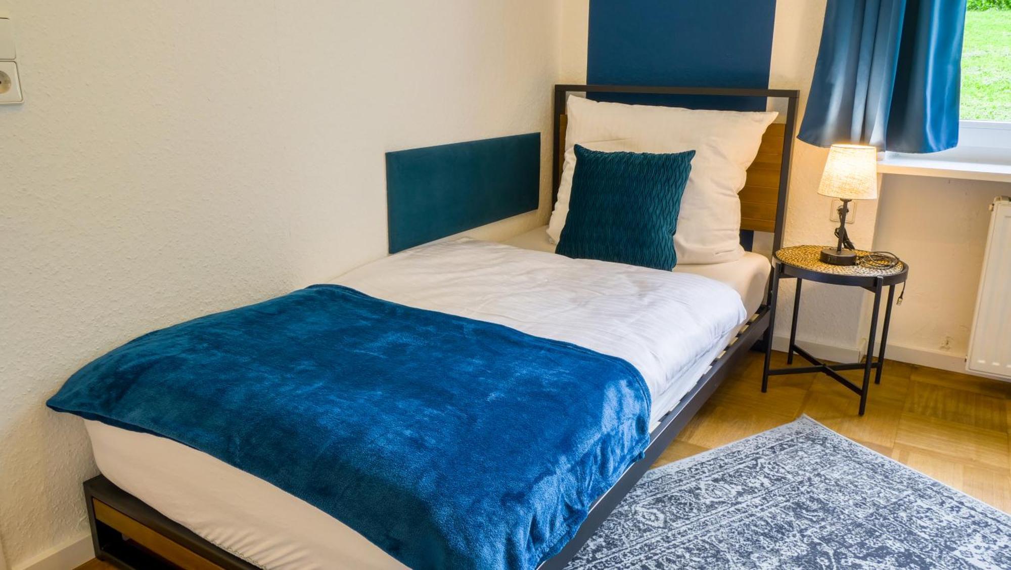 אולם Gross, Modern, Zentrumsnah Mit Parkplatz Und Garten מראה חיצוני תמונה